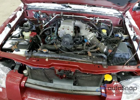 2004 Nissan Frontier Crew Cab Sc from USA, damaged, VIN 1N6MD27Y54C458597